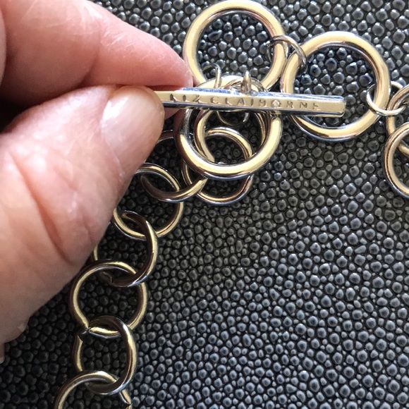 LIZ CLAIBORNE STATEMENT NECKLACE - Picture 5 of 8